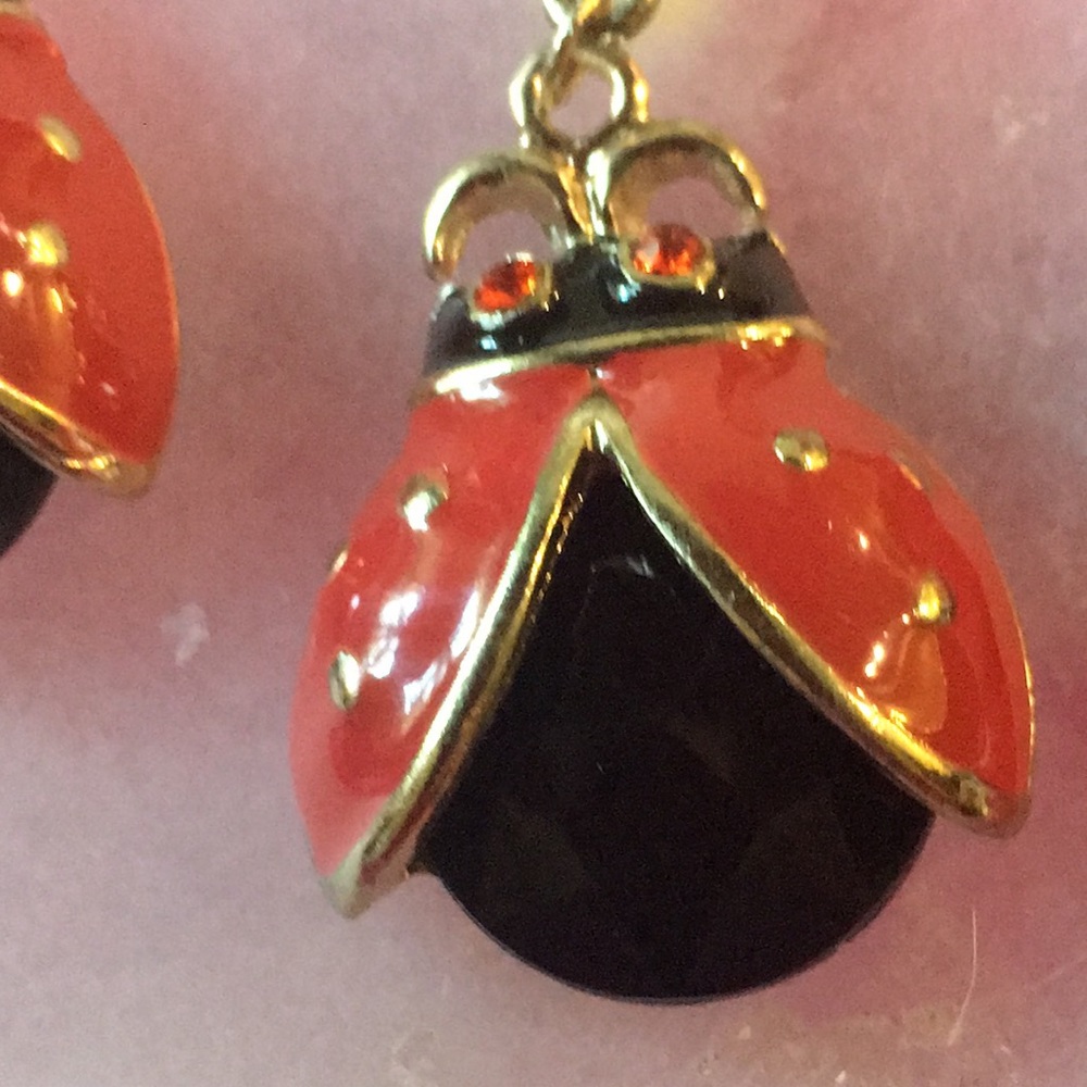 Betsey Johnson red & black enamel ladybug, red rhinestone eyes dangle earrings - Picture 5 of 9